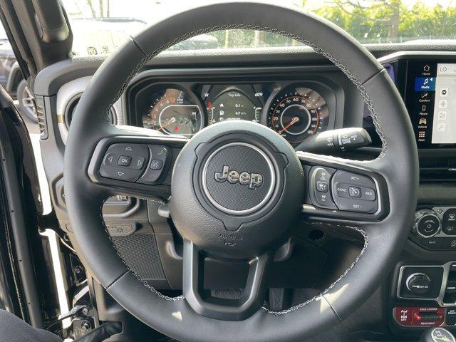new 2025 Jeep Gladiator car, priced at $44,568