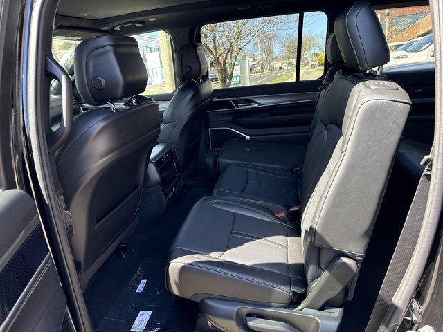 new 2025 Jeep Wagoneer car, priced at $75,872