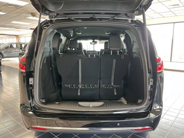 new 2025 Chrysler Pacifica car, priced at $44,210