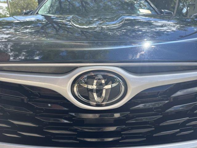 used 2021 Toyota Highlander car, priced at $29,888