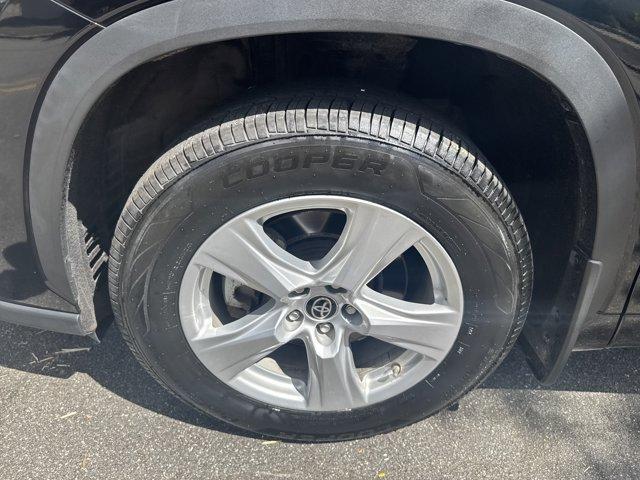 used 2021 Toyota Highlander car, priced at $29,888