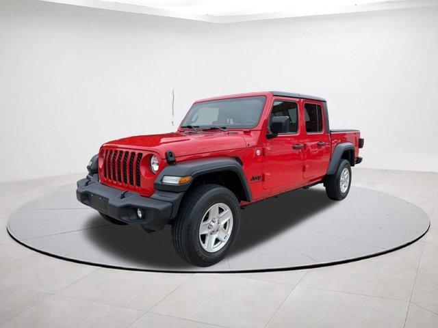 used 2020 Jeep Gladiator car, priced at $30,483