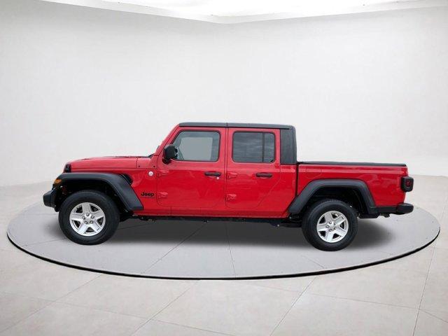 used 2020 Jeep Gladiator car, priced at $30,483