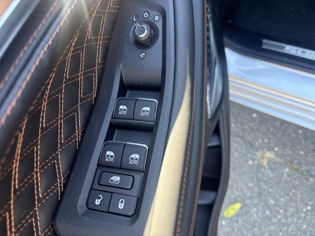new 2025 Jeep Grand Cherokee L car, priced at $68,722