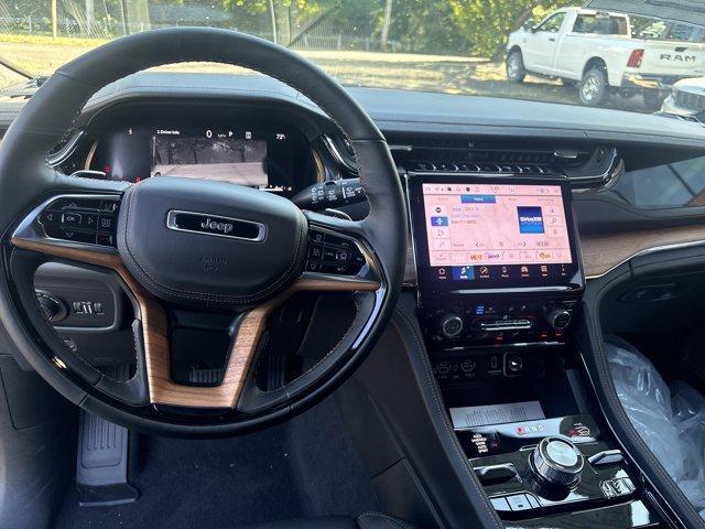 new 2025 Jeep Grand Cherokee L car, priced at $68,722