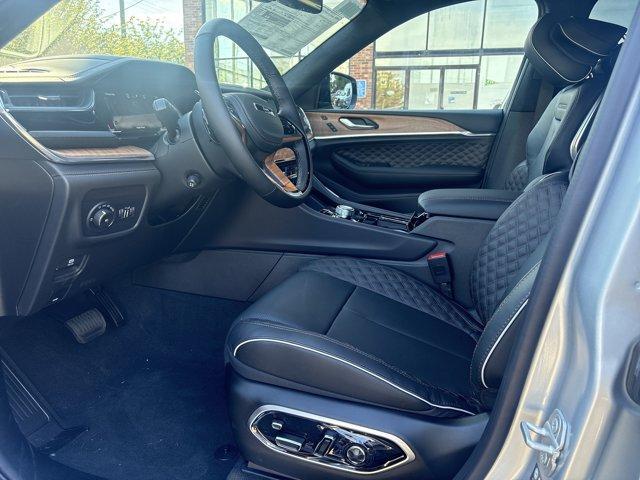 new 2025 Jeep Grand Cherokee L car, priced at $68,722