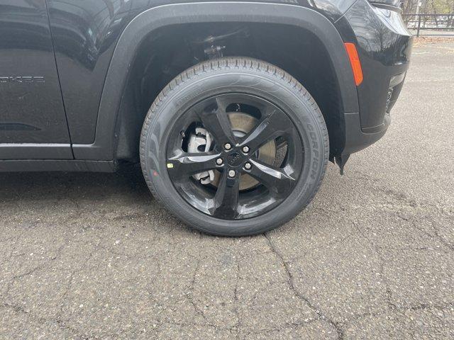 new 2025 Jeep Grand Cherokee L car, priced at $49,247