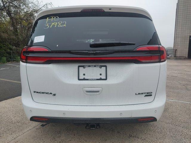 new 2024 Chrysler Pacifica car, priced at $56,901