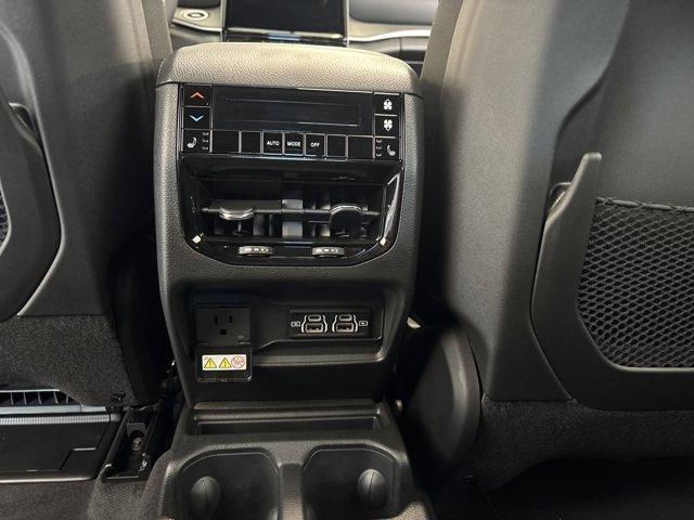 new 2025 Jeep Grand Cherokee L car, priced at $47,265