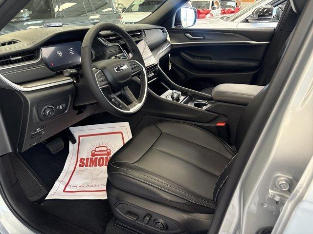 new 2025 Jeep Grand Cherokee L car, priced at $47,005