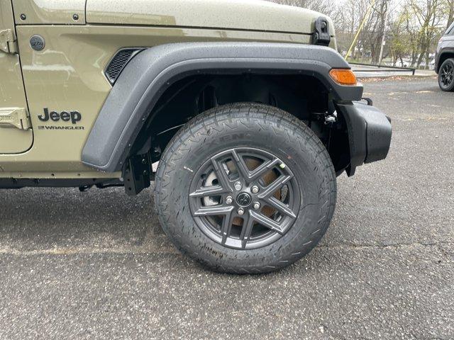 new 2025 Jeep Wrangler car, priced at $45,115