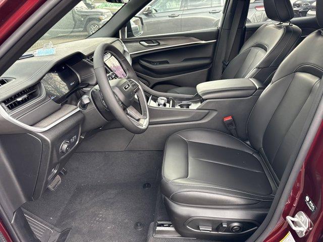 new 2025 Jeep Grand Cherokee car, priced at $47,613