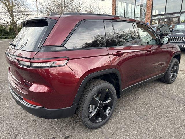 new 2025 Jeep Grand Cherokee car, priced at $47,613