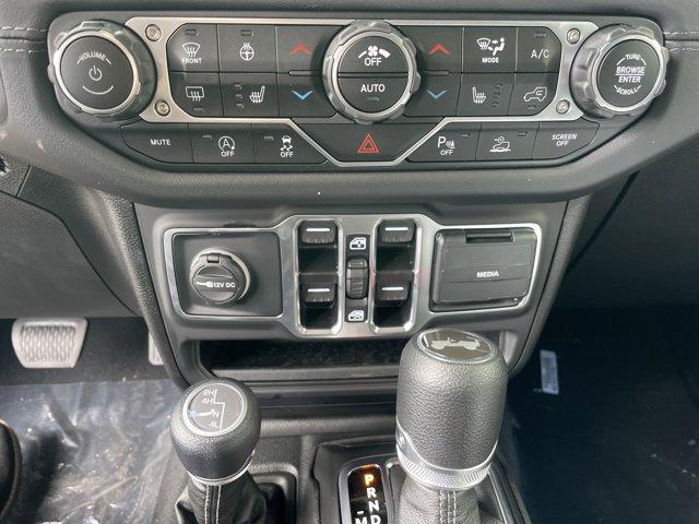 new 2025 Jeep Wrangler car, priced at $50,764