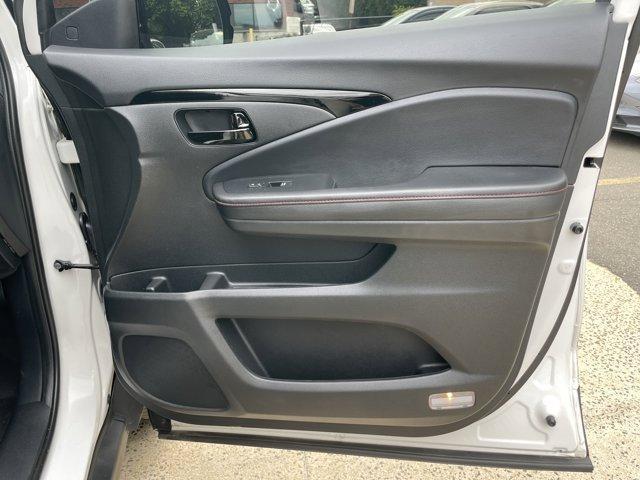 used 2025 Honda Passport car