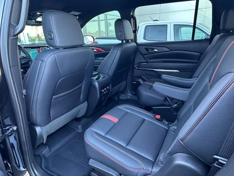 used 2025 Chevrolet Traverse car, priced at $50,790