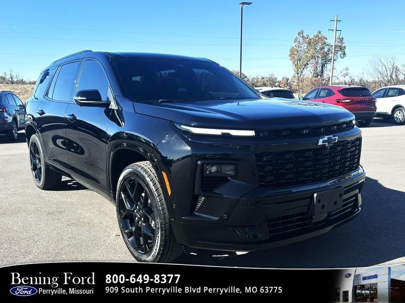 used 2025 Chevrolet Traverse car, priced at $50,790