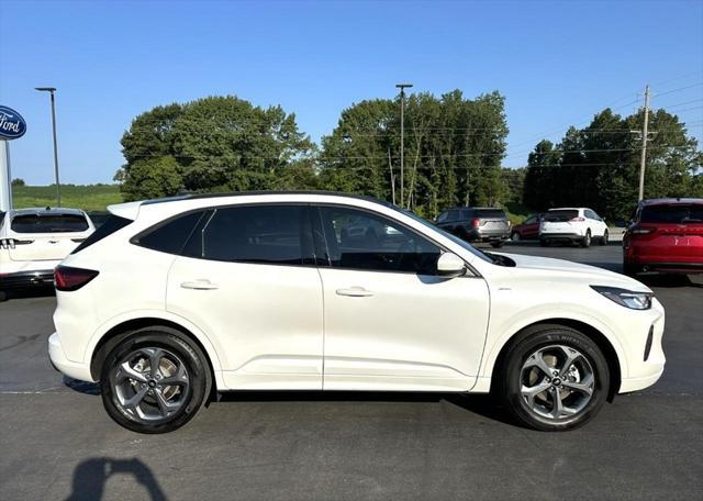 used 2023 Ford Escape car, priced at $27,185