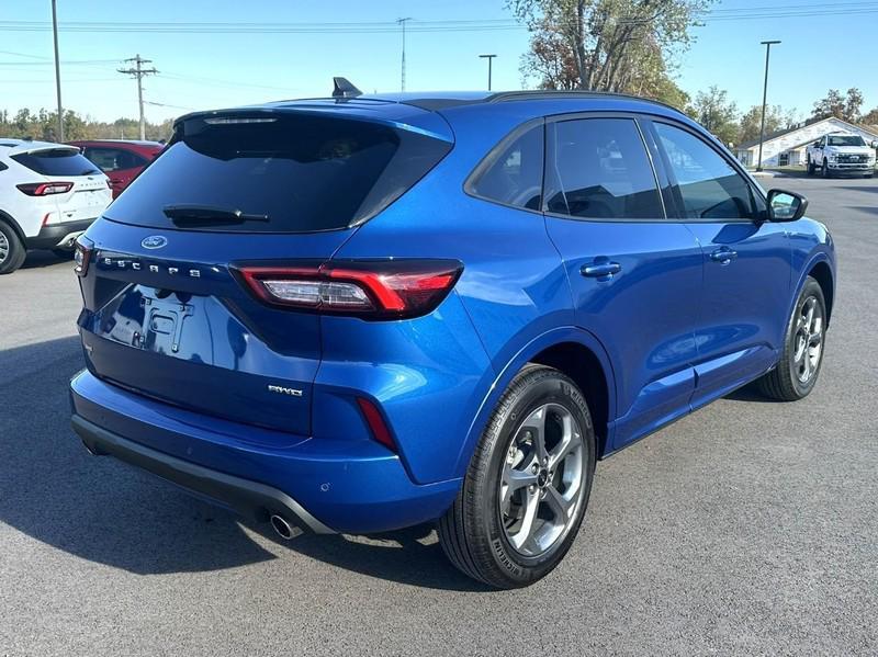 used 2023 Ford Escape car, priced at $26,800
