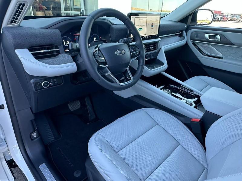 new 2025 Ford Explorer car, priced at $58,569