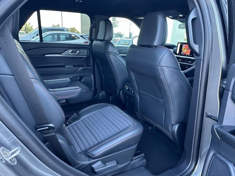 new 2025 Ford Explorer car, priced at $45,343