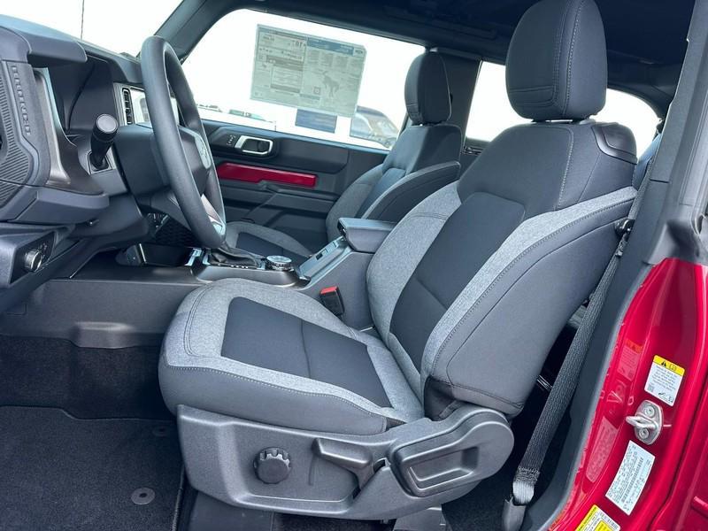 new 2025 Ford Bronco car, priced at $46,935