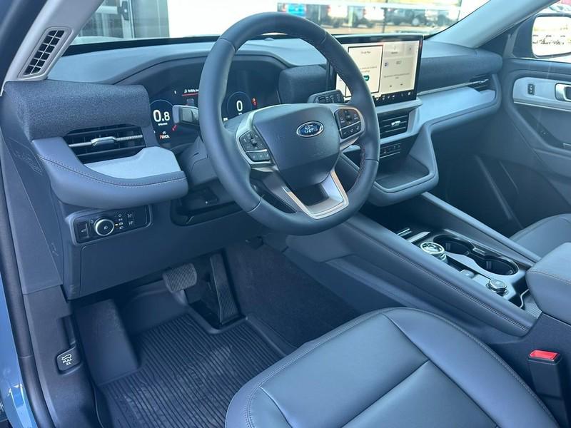 new 2025 Ford Explorer car, priced at $48,289