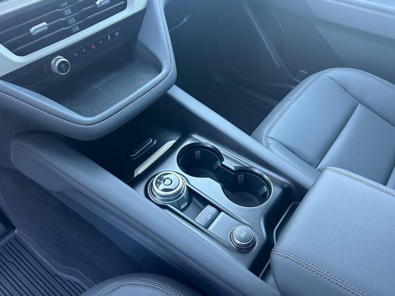 new 2025 Ford Explorer car, priced at $48,289