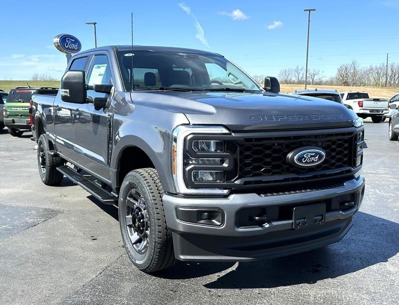 new 2025 Ford F-250 car, priced at $60,298