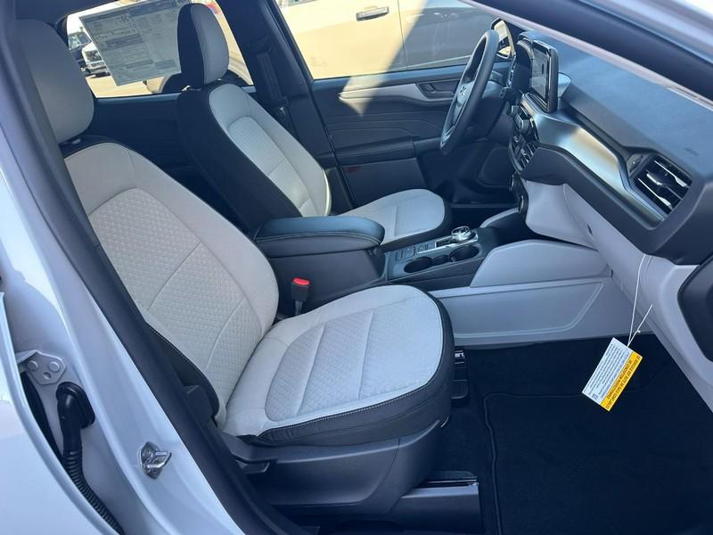 new 2026 Ford Escape car, priced at $29,915