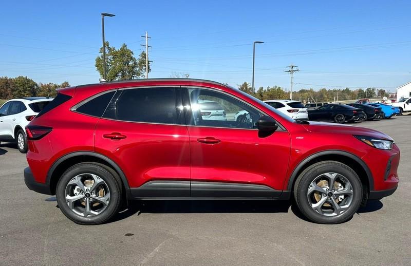 new 2025 Ford Escape car, priced at $31,072
