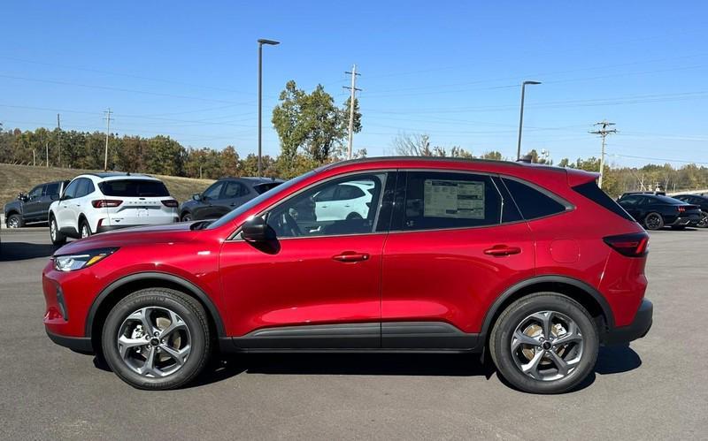 new 2025 Ford Escape car, priced at $31,072