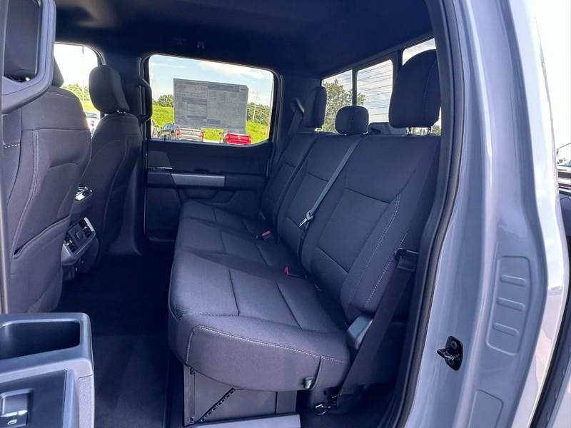 new 2025 Ford F-150 car, priced at $59,118