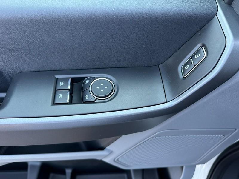 new 2025 Ford F-250 car, priced at $59,033