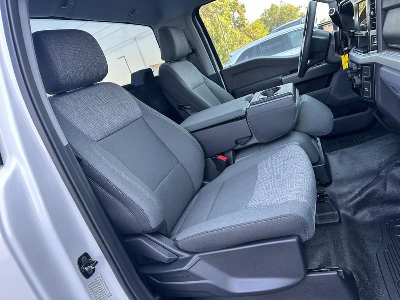 new 2025 Ford F-250 car, priced at $59,033