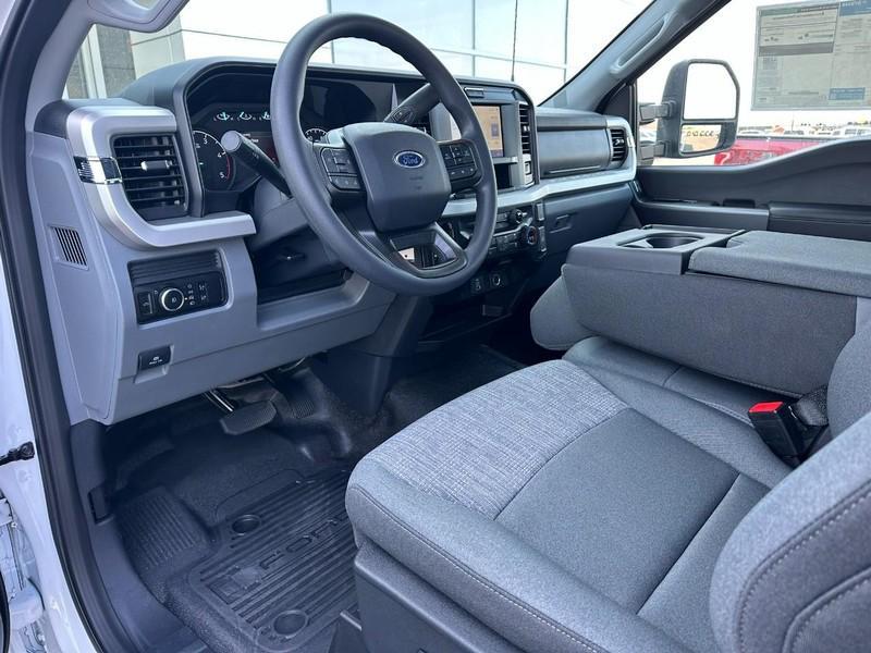 new 2025 Ford F-250 car, priced at $59,033