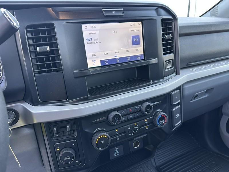 new 2025 Ford F-250 car, priced at $59,033
