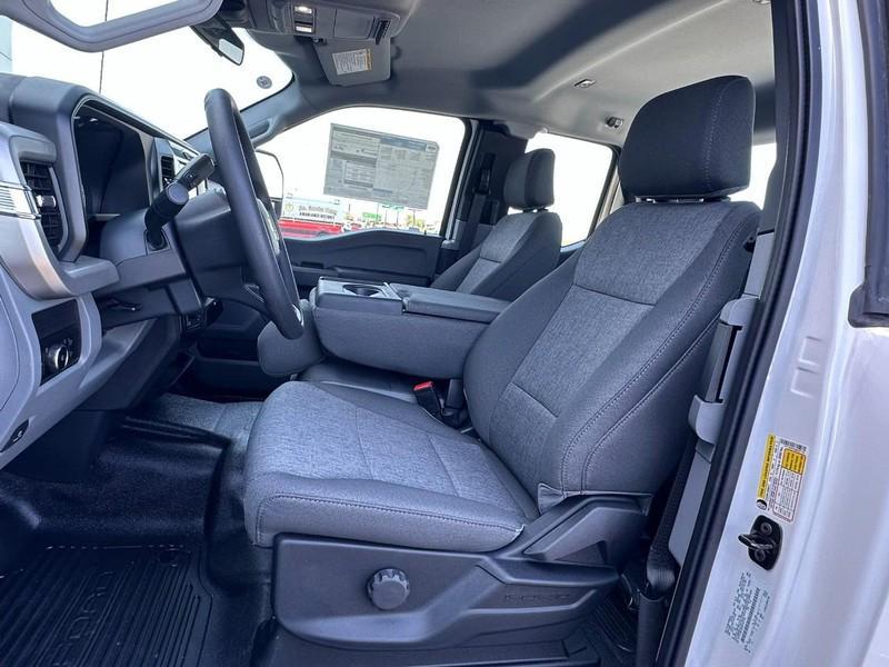 new 2025 Ford F-250 car, priced at $59,288