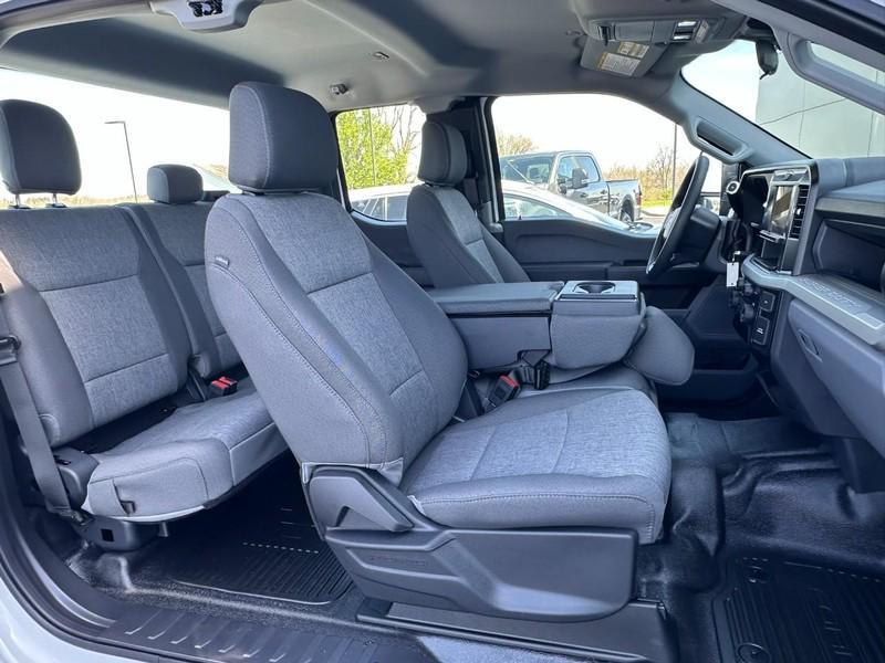 new 2025 Ford F-250 car, priced at $59,288