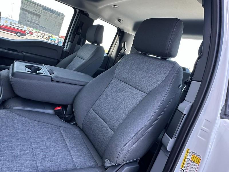 new 2025 Ford F-250 car, priced at $59,288
