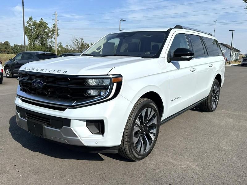 new 2025 Ford Expedition Max car, priced at $81,234