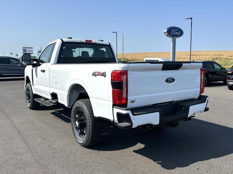 new 2025 Ford F-350 car, priced at $51,700
