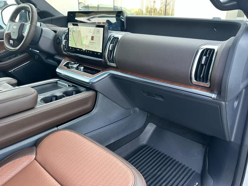 new 2025 Ford Expedition Max car, priced at $88,385