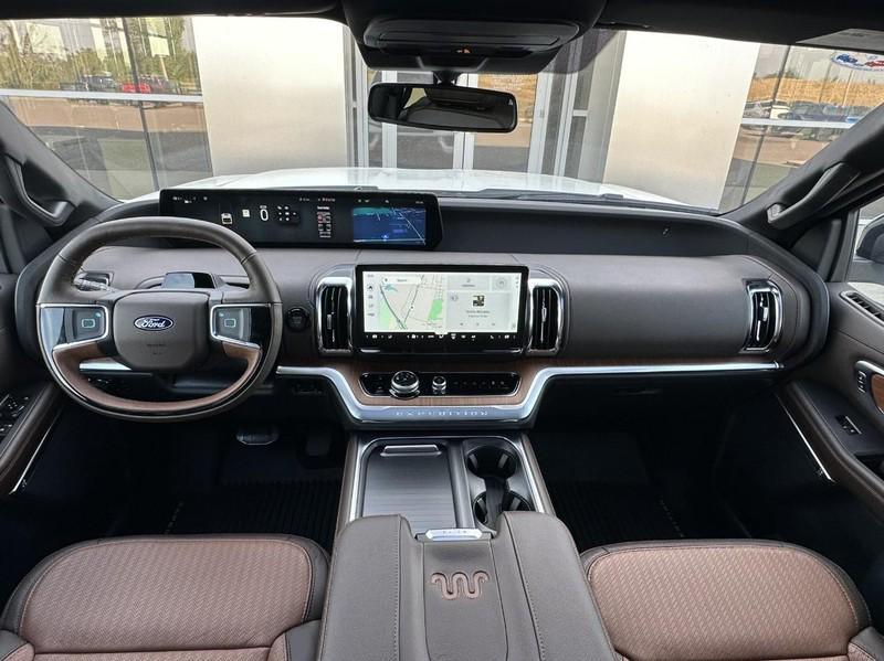 new 2025 Ford Expedition Max car, priced at $88,385