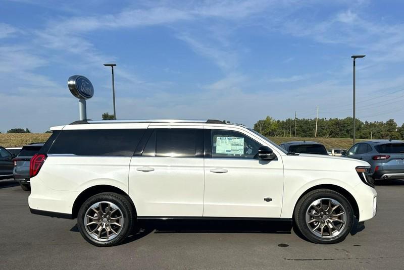 new 2025 Ford Expedition Max car, priced at $88,385