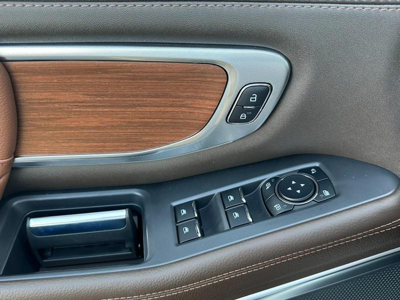 new 2025 Ford Expedition Max car, priced at $88,385