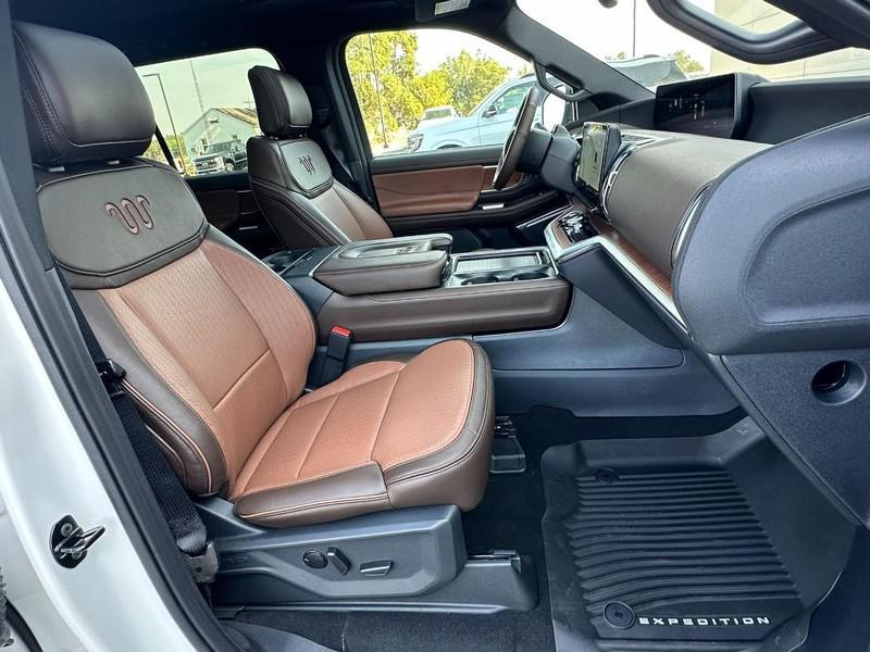 new 2025 Ford Expedition Max car, priced at $88,385
