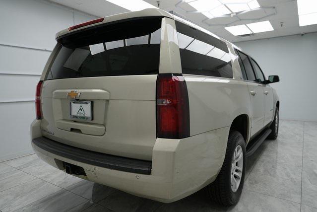 used 2016 Chevrolet Suburban car, priced at $15,900