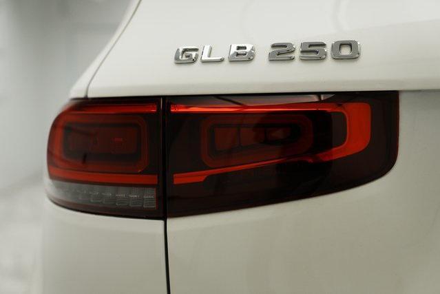 used 2021 Mercedes-Benz GLB 250 car, priced at $26,995
