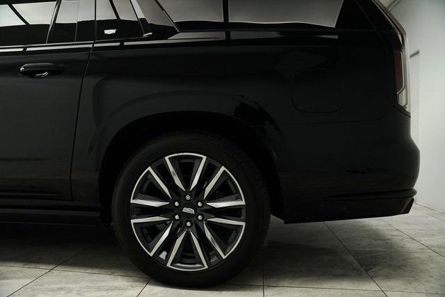 used 2023 Cadillac Escalade ESV car, priced at $69,900